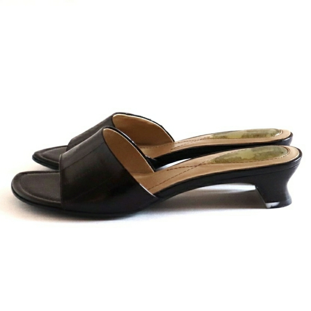 Liz Claiborne Womens Sandals-Sharp Dark Brown Eel